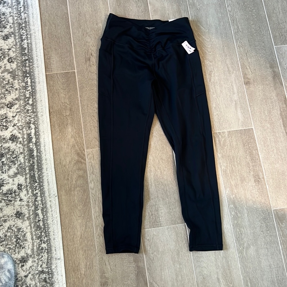VS leggings with pockets